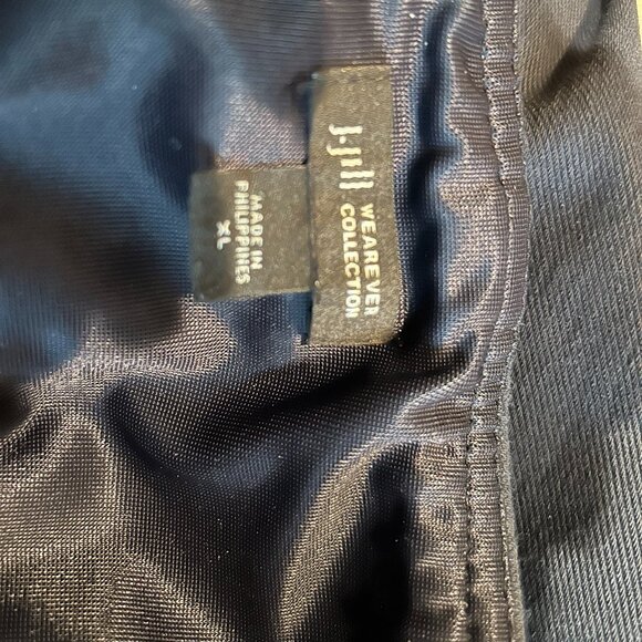 J Jill WE SMOOTH-FIT KNIT JEANS. Navy Blue. - Picture 3 of 4